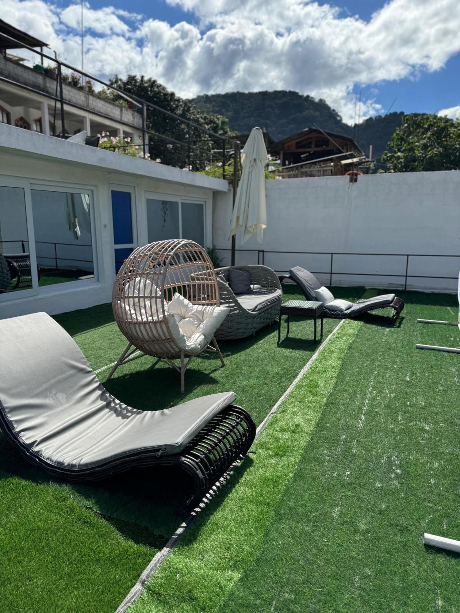 Luxury Atitlan Suites ซานเปโดร ลาลากูนา ภายนอก รูปภาพ
