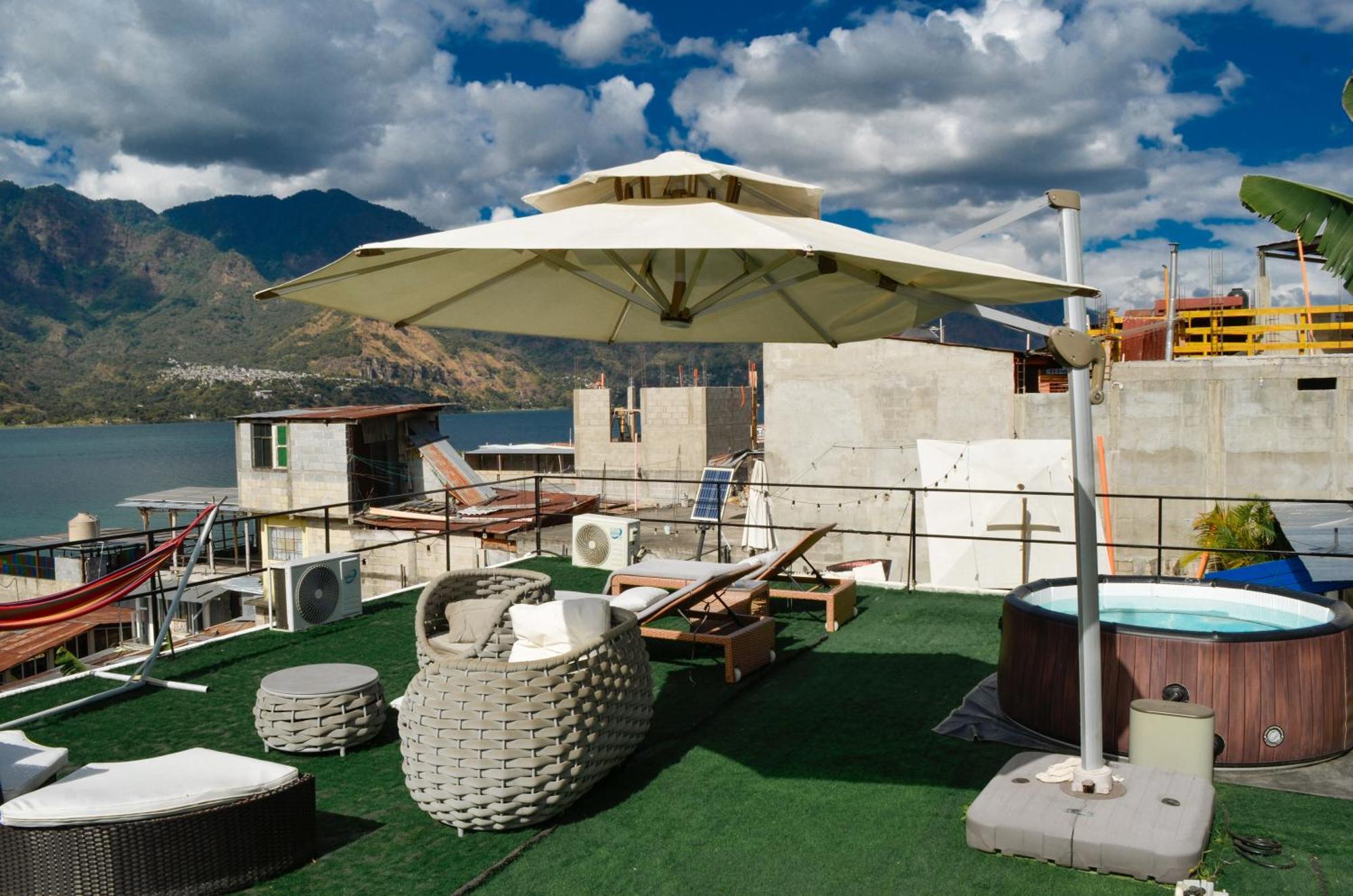 Luxury Atitlan Suites ซานเปโดร ลาลากูนา ภายนอก รูปภาพ