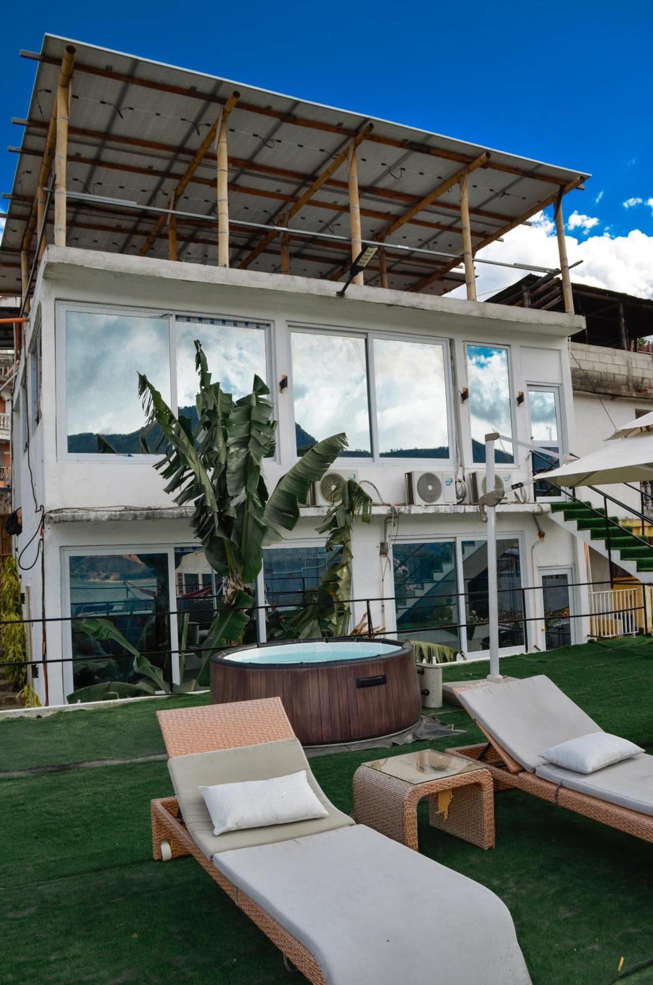 Luxury Atitlan Suites ซานเปโดร ลาลากูนา ภายนอก รูปภาพ