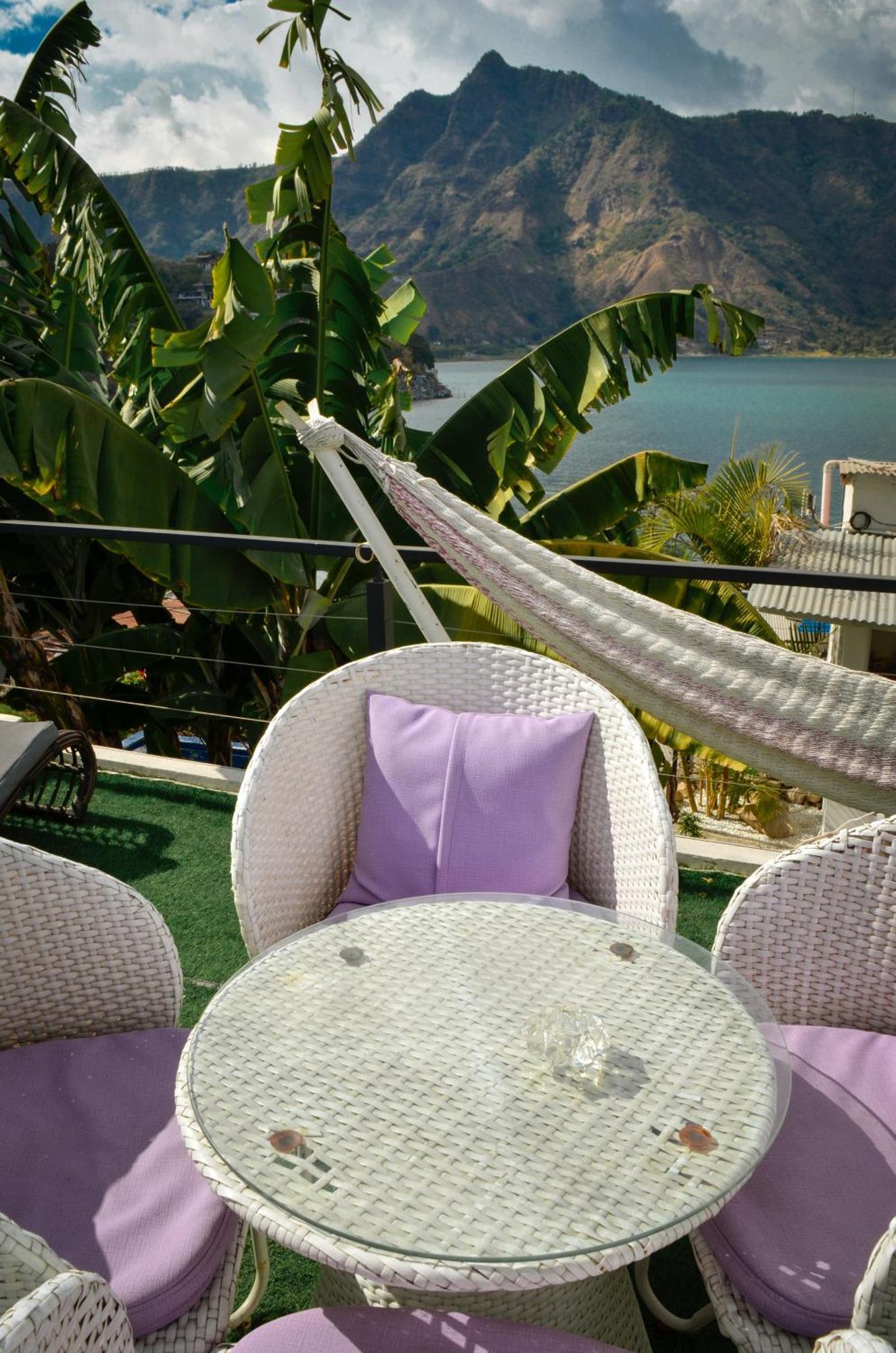Luxury Atitlan Suites ซานเปโดร ลาลากูนา ภายนอก รูปภาพ